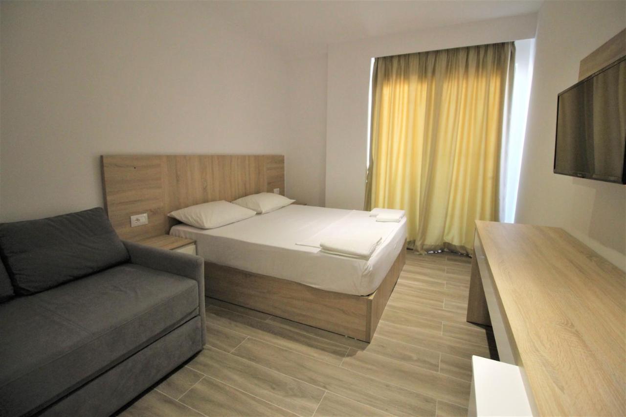 Hotel Ksamili Eksteriør billede