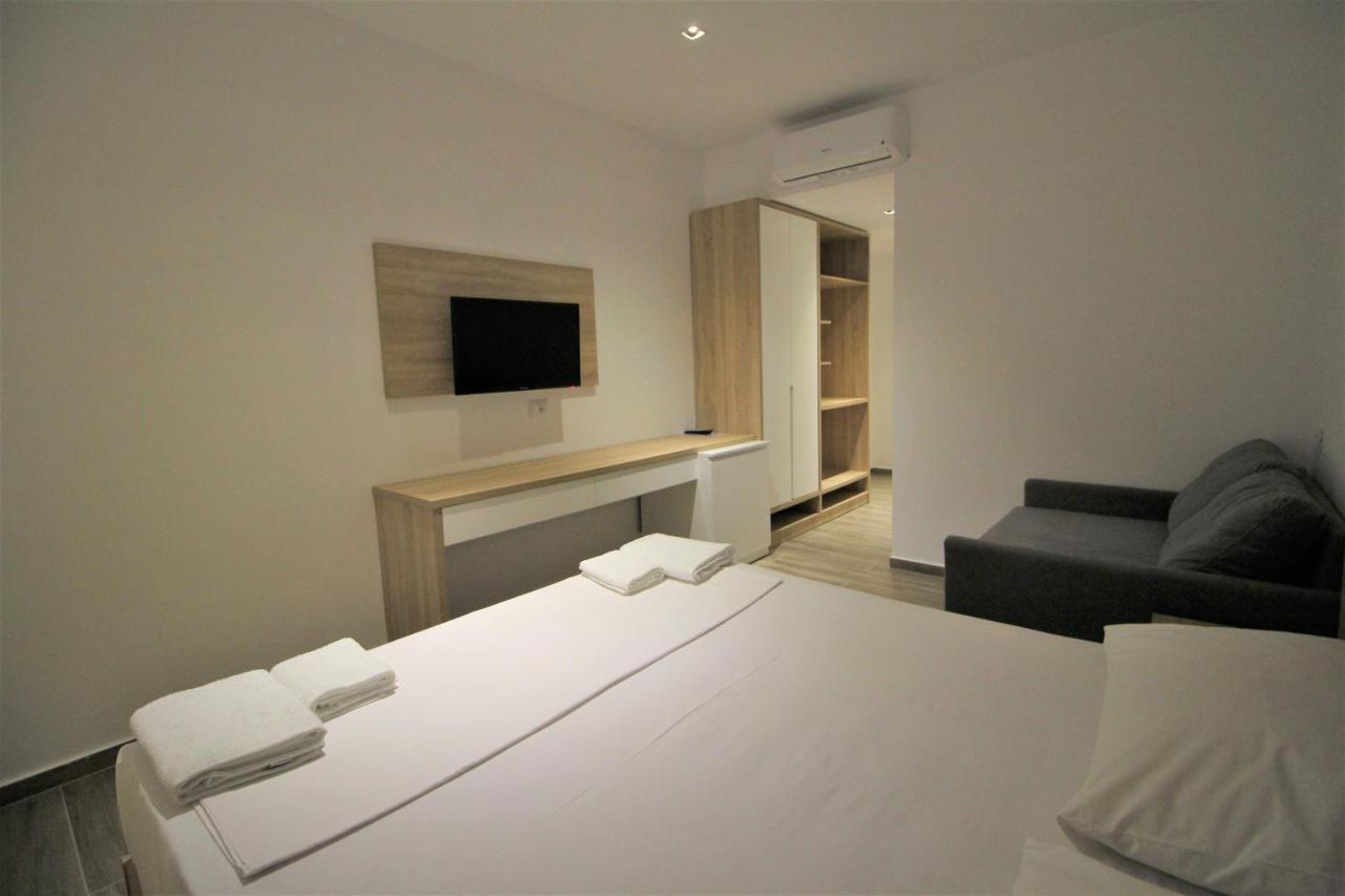 Hotel Ksamili Eksteriør billede