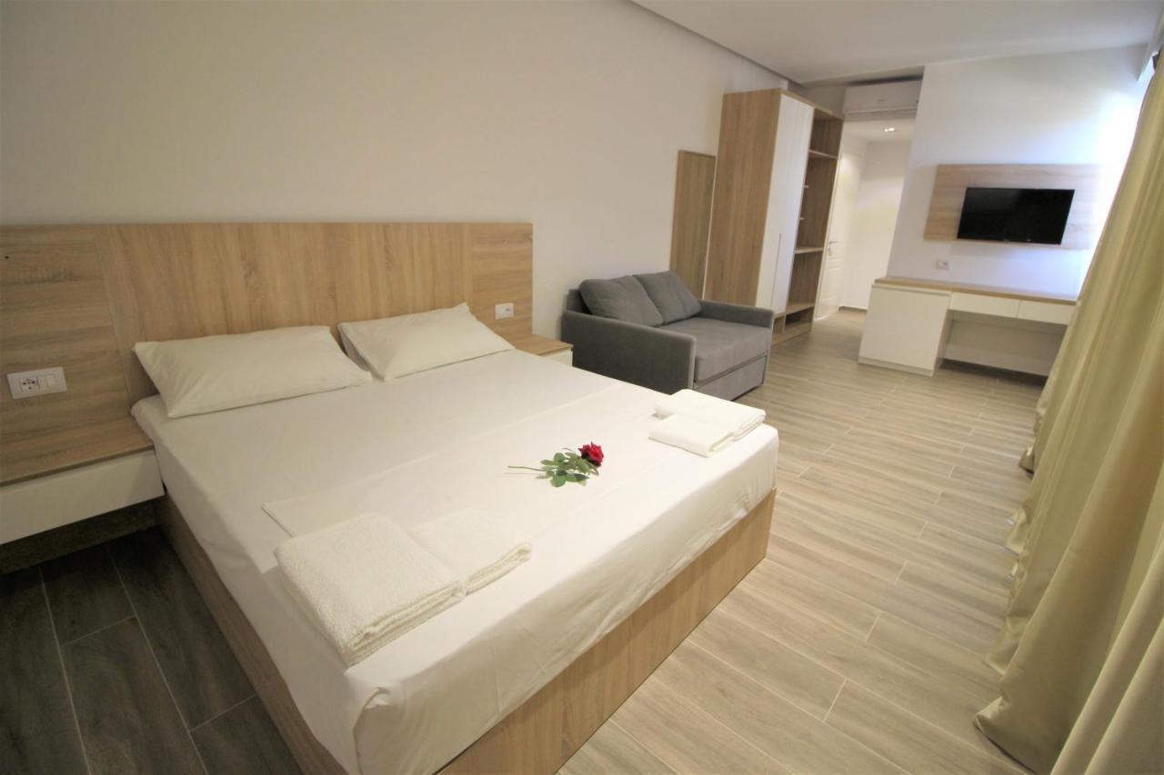 Hotel Ksamili Eksteriør billede