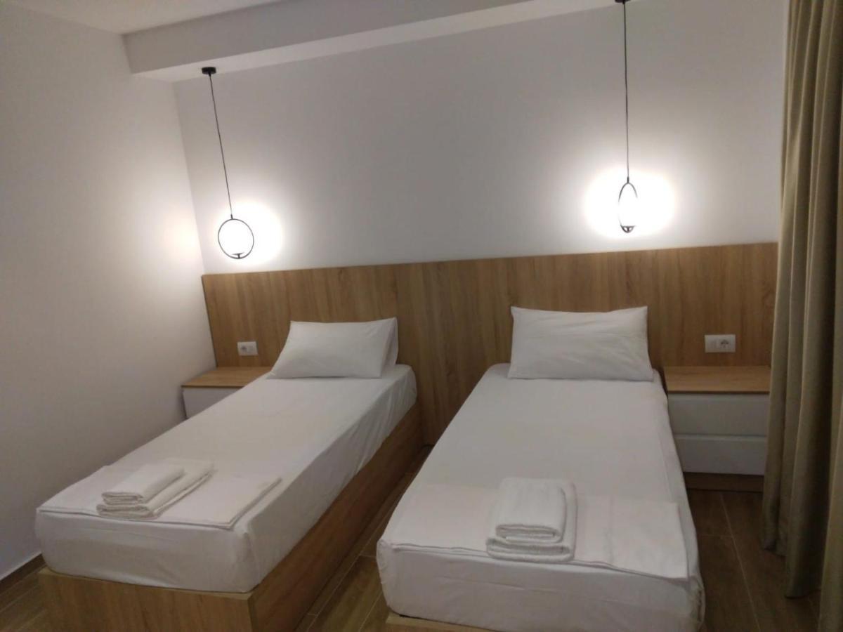 Hotel Ksamili Eksteriør billede