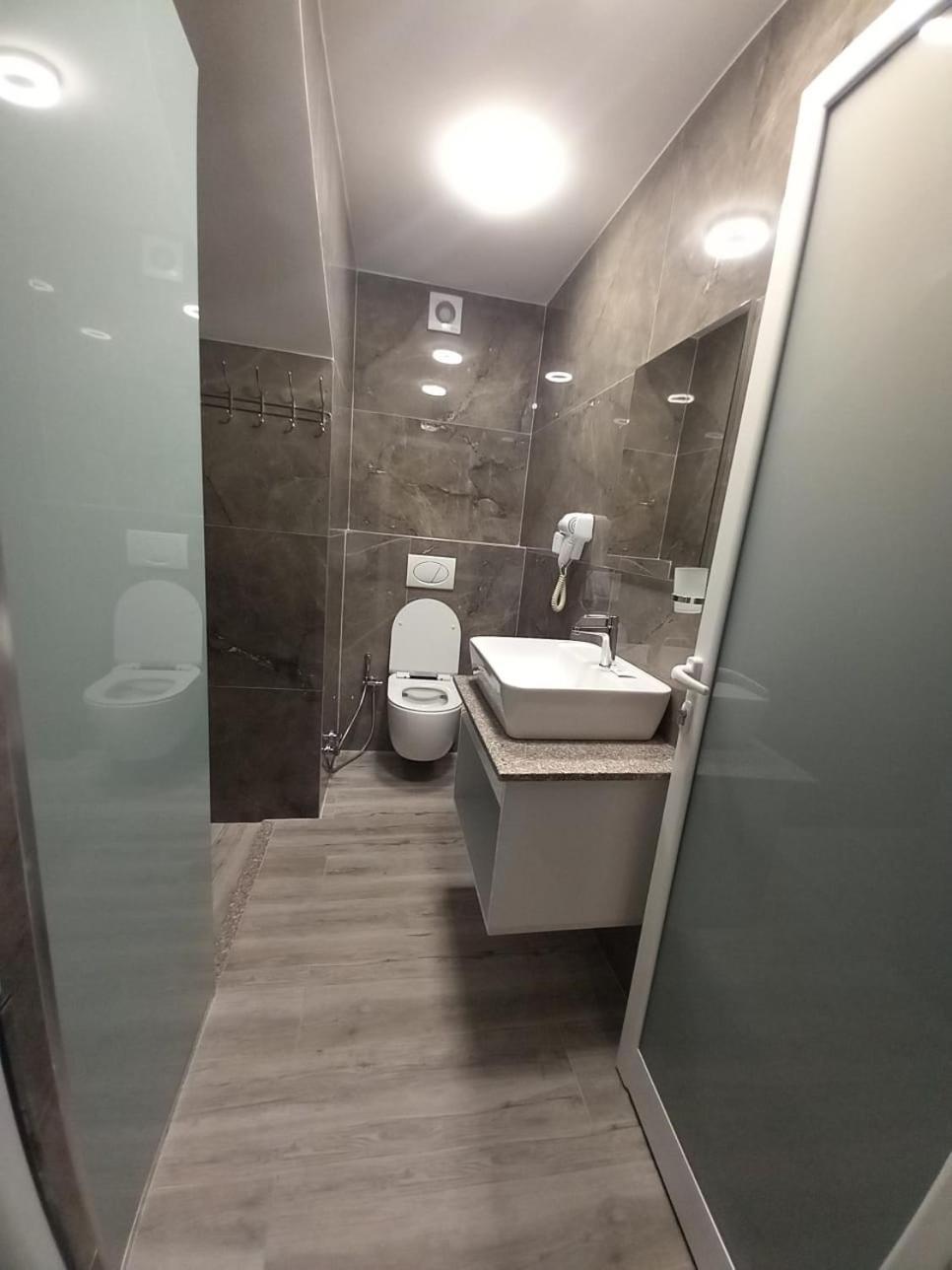 Hotel Ksamili Eksteriør billede